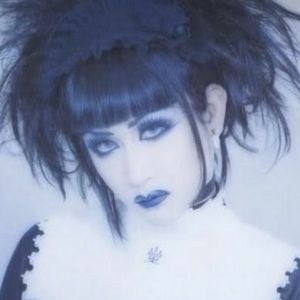 Meet your Posher, Mishelle